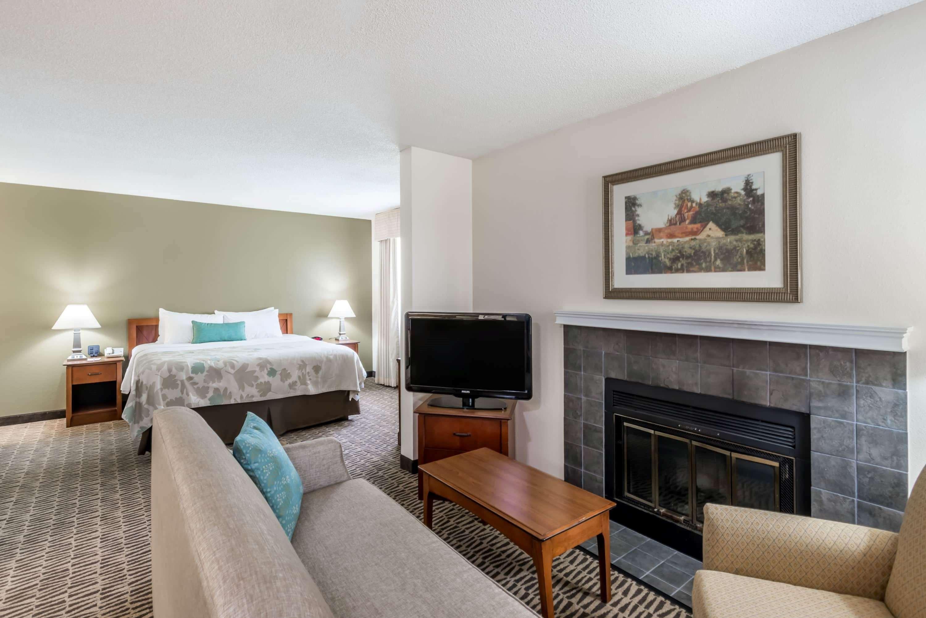 Best Western Fishkill Inn & Suites Eksteriør billede