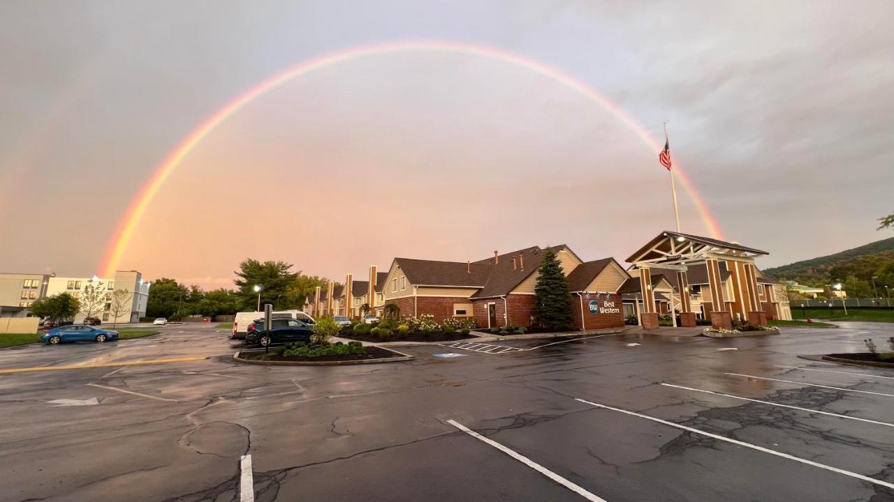Best Western Fishkill Inn & Suites Eksteriør billede