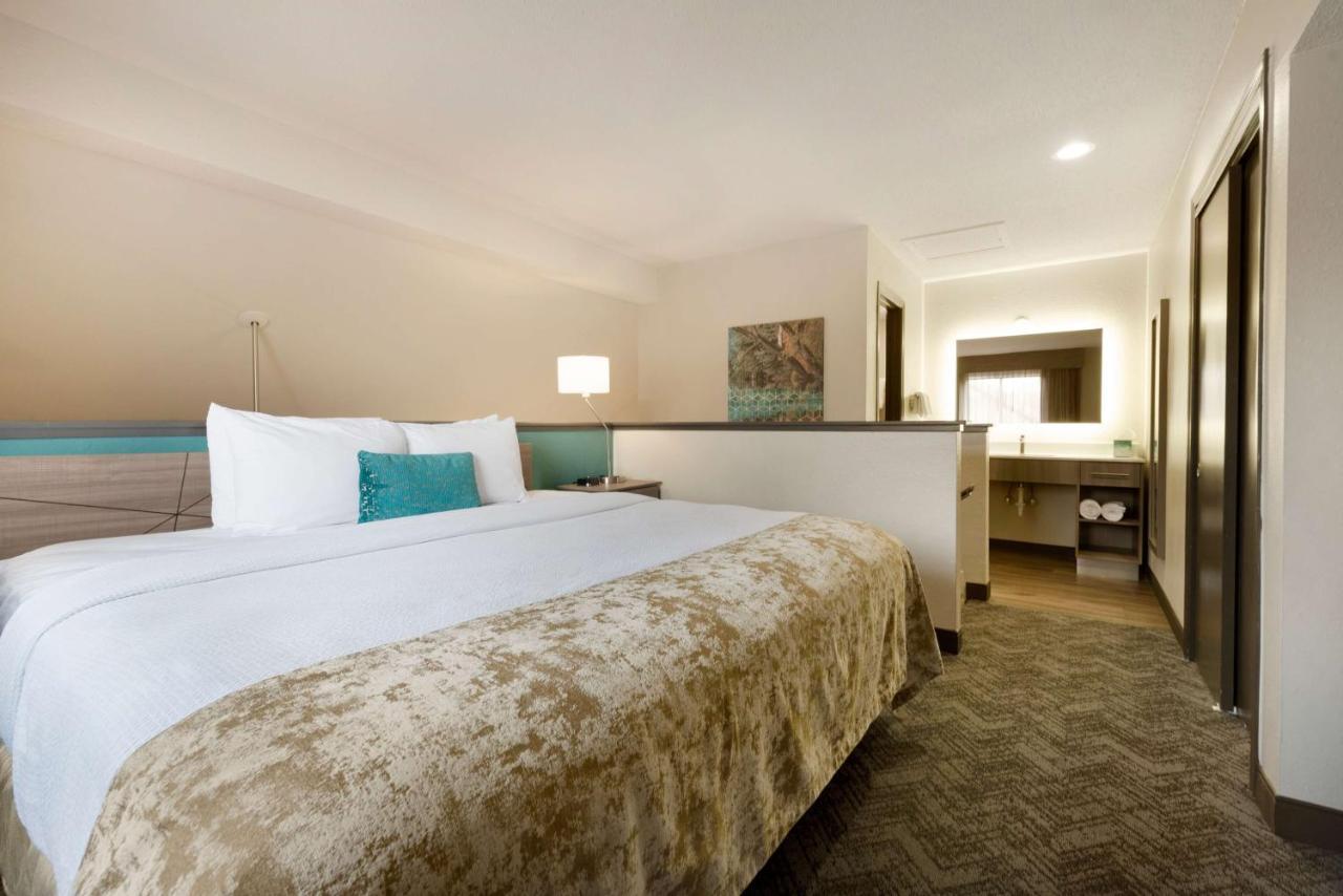 Best Western Fishkill Inn & Suites Eksteriør billede